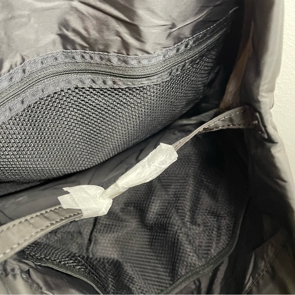 Fabletics Favorite Tote Black Polyester Gray Poof Purse Charm NWT - Picture 5 of 8